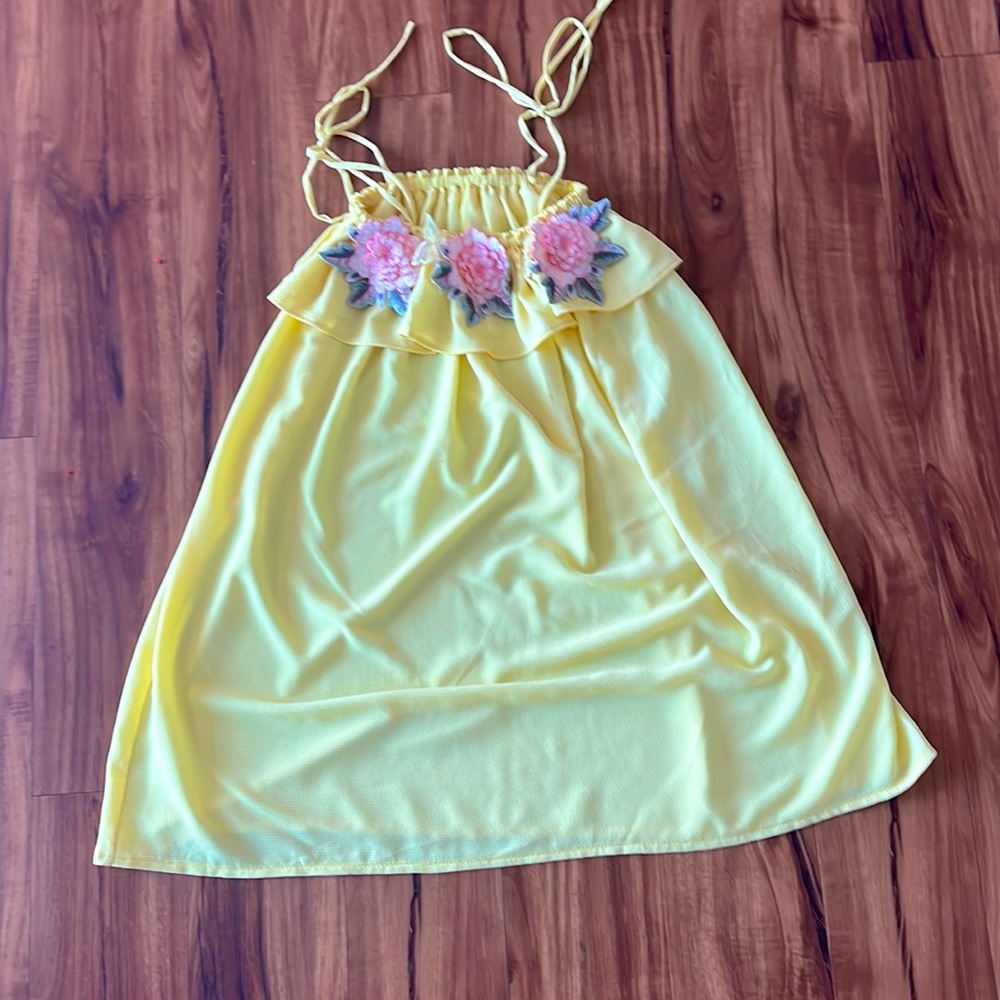 Cute yellow dress with off shoulder and pink flowers